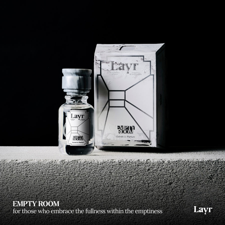 Parfum Layr Empty Room